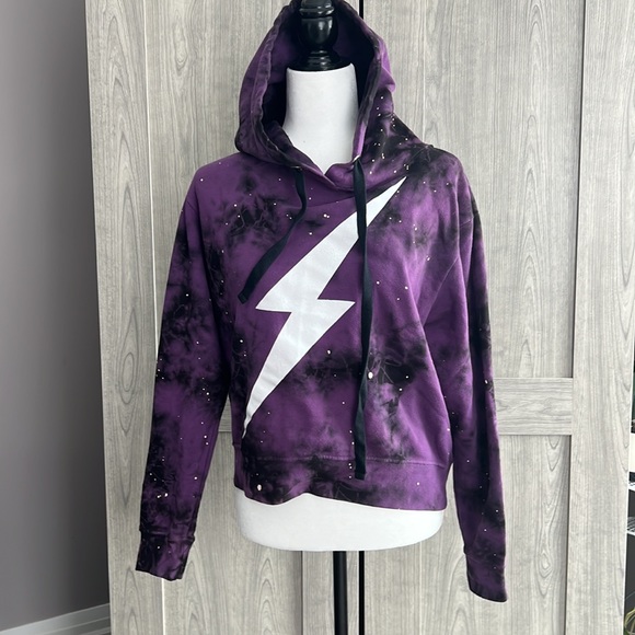 CHRLDR Crop Pullover Hoodie - Picture 3 of 7